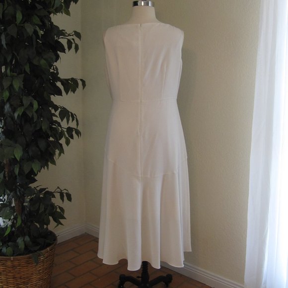 Gal Meets Glam Juliet Cowl Neck Crepe Dress NWT - Picture 5 of 10